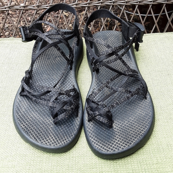 Chaco Women's Black Outdoor Sandal Size 10. - Picture 8 of 12